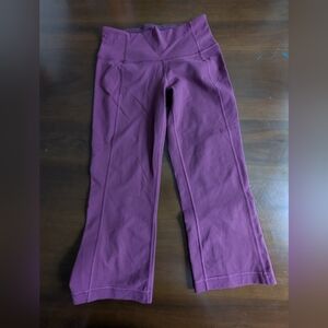 Lululemon Purple Groove Crop Yoga‎ Leggings Size 6
